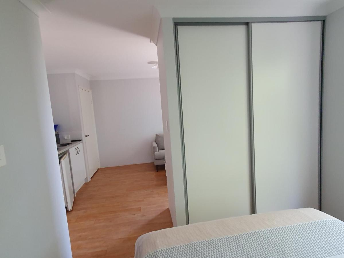 Sandalwood Guest Room Margaret River ภายนอก รูปภาพ